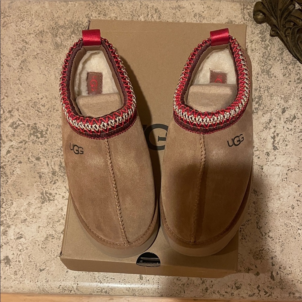 UGG Tan Suede Slippers with Red Accents Brand New in the box 💯 authentic